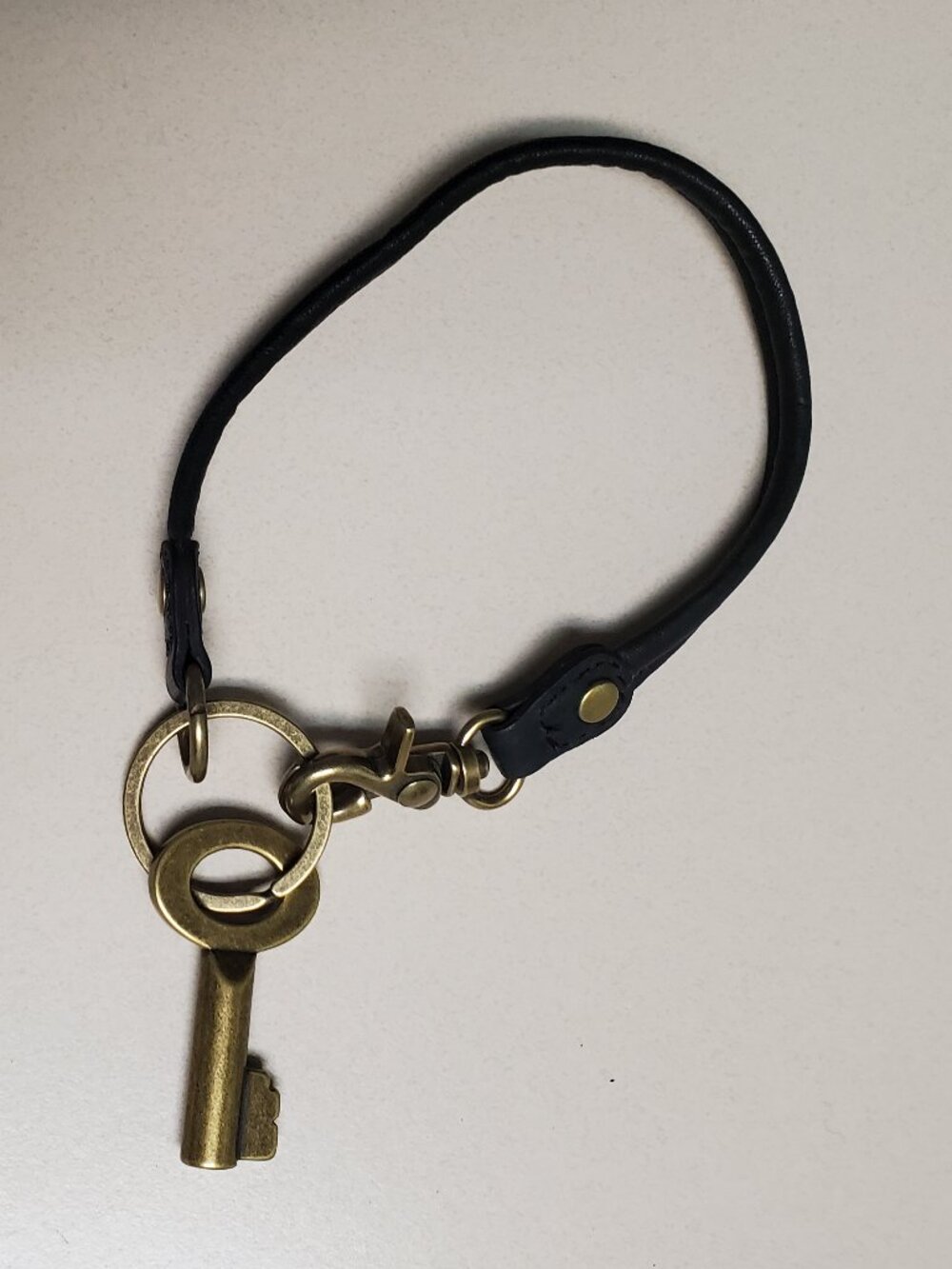 Fossil Replacement Key Purse Charm - Picture 3 of 11